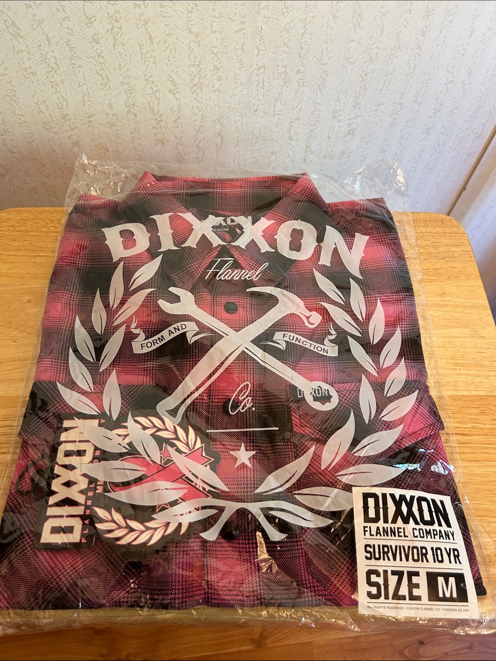 DIXXON Pink Survivor 10yr Size M Brand New in packaging